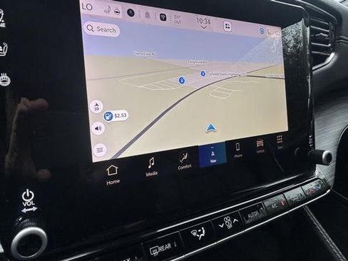 Used 2023 Jeep Wagoneer L Series II image 18