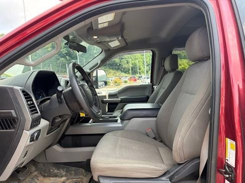 Certified 2019 Ford F250 XLT w/ XLT Premium Package AWD/4WD image 10