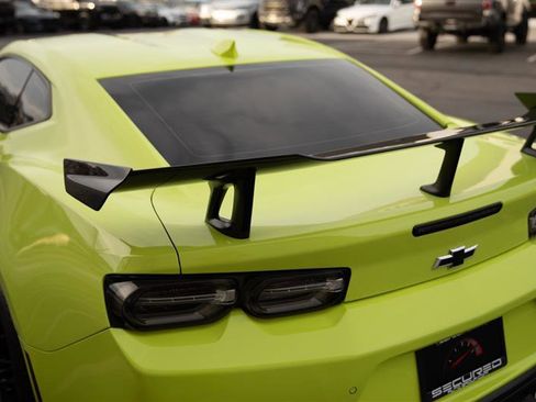 Used 2019 Chevrolet Camaro ZL1 image 12