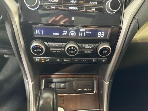 Used 2019 Subaru Ascent Touring w/ Popular Package #2 image 23