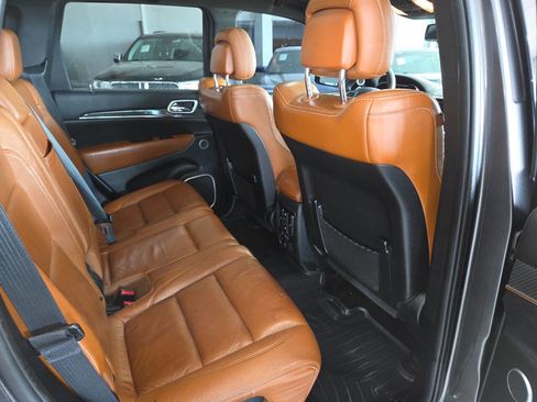 Used 2014 Jeep Grand Cherokee SRT w/ Trailer Tow Group IV image 29