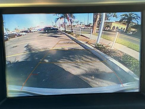 Used 2018 GMC Acadia SLT FWD image 24