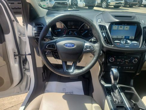 Used 2018 Ford Escape Titanium AWD/4WD image 18