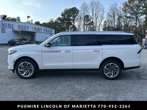 New 2026 Lincoln Navigator L Reserve image 4