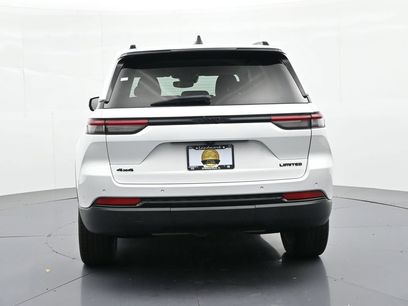 Used 2023 Jeep Grand Cherokee Limited w/ Black Appearance Package