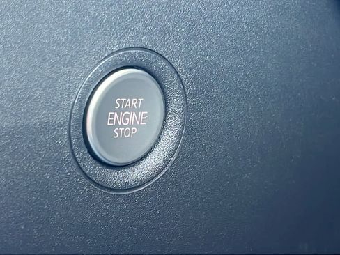 New 2026 Volkswagen ID.4 Pro S image 17