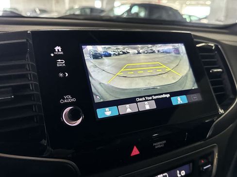 Used 2024 Honda Passport EX-L image 18