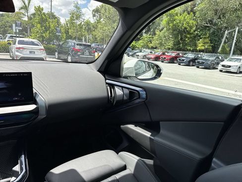 Used 2025 BMW X3 xDrive30i AWD/4WD image 15