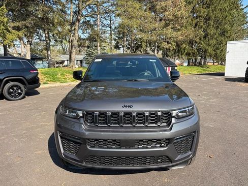 New 2026 Jeep Grand Cherokee L Limited AWD/4WD image 5