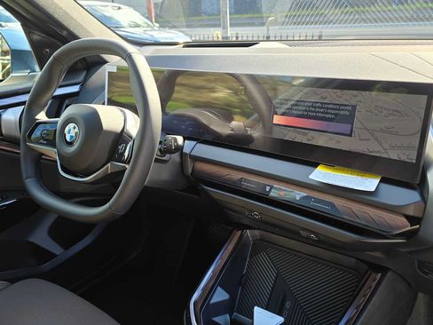Used 2026 BMW X3 xDrive30i w/ Premium Package AWD/4WD image 11