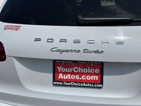 Used 2015 Porsche Cayenne Turbo AWD/4WD image 43