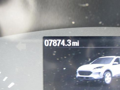 Used 2022 Ford Escape SEL image 22