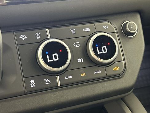 Certified 2025 Land Rover Defender 110 S image 15