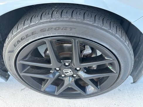 Used 2024 Honda Civic Sport image 9