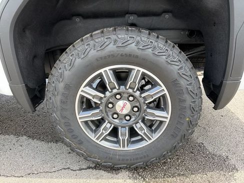 New 2026 GMC Sierra 1500 AT4 w/ AT4 Premium Package AWD/4WD image 26