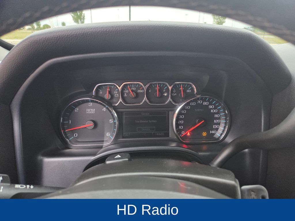 Used 2018 Chevrolet Silverado 1500 LT RWD image 16