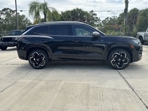 New 2026 Volkswagen Tiguan SEL R-Line AWD/4WD image 3