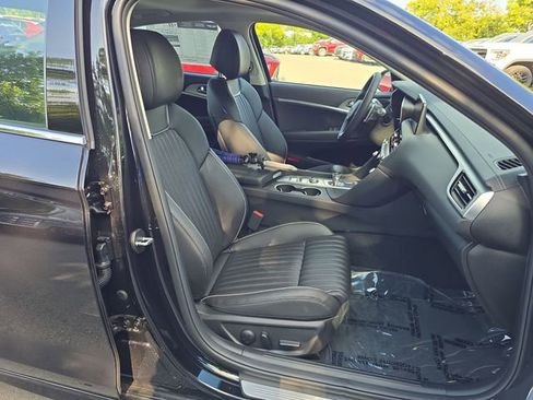 Used 2026 Genesis G70 2.5T Prestige image 25