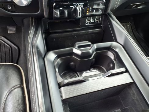 Used 2023 RAM 1500 Limited AWD/4WD image 17