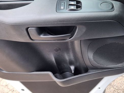Used 2025 RAM ProMaster 2500 FWD image 6