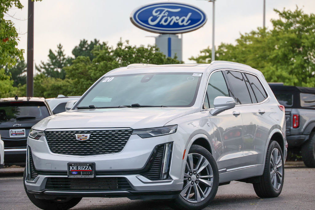Used 2020 Cadillac XT6 Premium Luxury FWD image 2