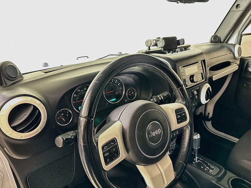 Used 2013 Jeep Wrangler Unlimited Sport AWD/4WD image 9