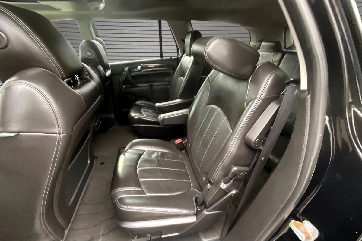 Used 2016 Buick Enclave Leather w/ Trailering Package AWD/4WD image 21