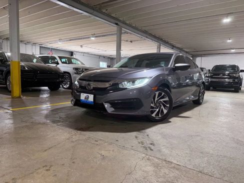 Used 2017 Honda Civic EX image 1