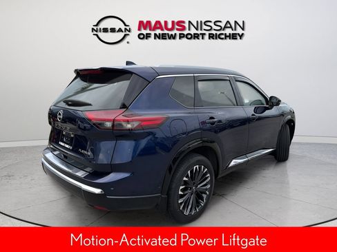 Used 2024 Nissan Rogue Platinum w/ Platinum Premium Package FWD image 9