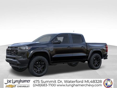 New 2026 Chevrolet Colorado Trail Boss AWD/4WD image 2
