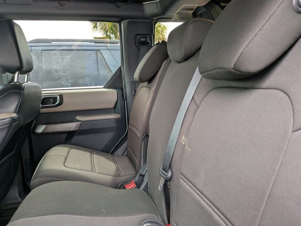 Used 2023 Ford Bronco Wildtrak AWD/4WD image 17