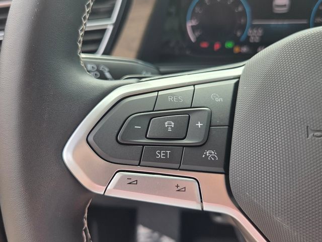 Used 2026 Volkswagen Atlas SE FWD image 28