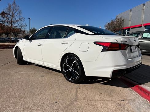 Used 2025 Nissan Altima 2.5 SR image 8