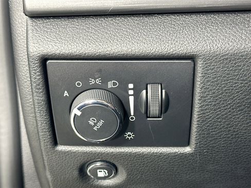 Used 2022 Jeep Grand Cherokee Laredo X AWD/4WD image 10