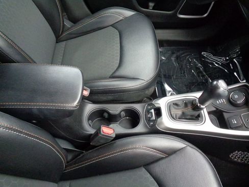 Certified 2019 Jeep Compass Latitude image 15