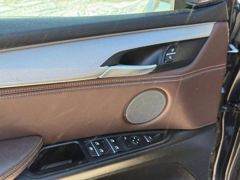 Used 2016 BMW X5 xDrive40e image 18