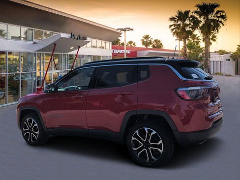 Used 2023 Jeep Compass Limited AWD/4WD image 5