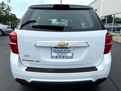 Used 2017 Chevrolet Equinox LS image 4
