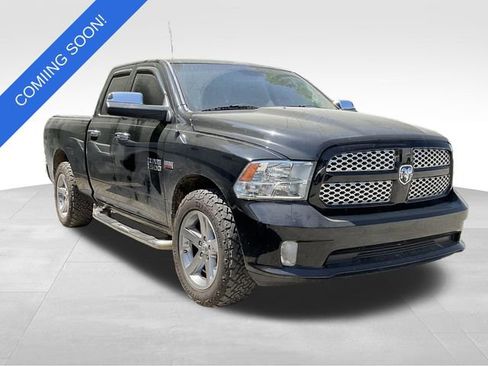 Used 2014 RAM 1500 Express RWD image 1