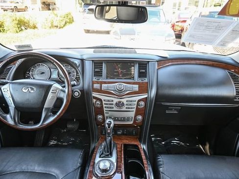 Used 2019 INFINITI QX80 Luxe image 17