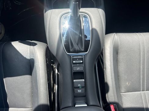 Used 2024 Honda HR-V EX-L image 24