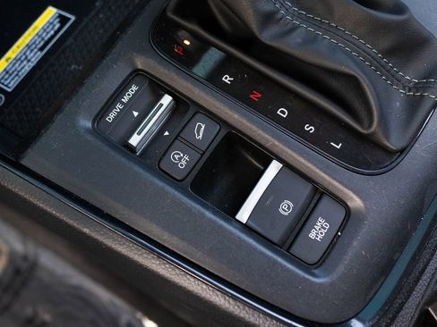 Used 2024 Honda CR-V EX-L image 31