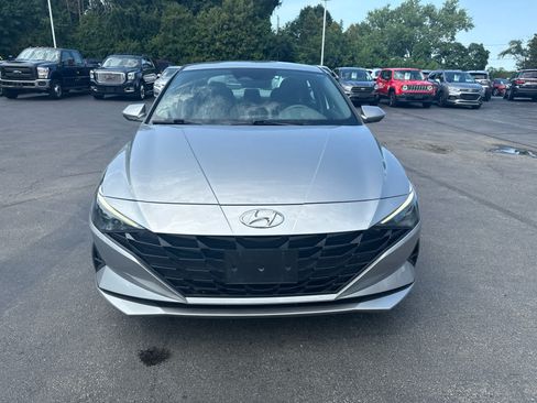 Used 2021 Hyundai Elantra SE FWD image 8