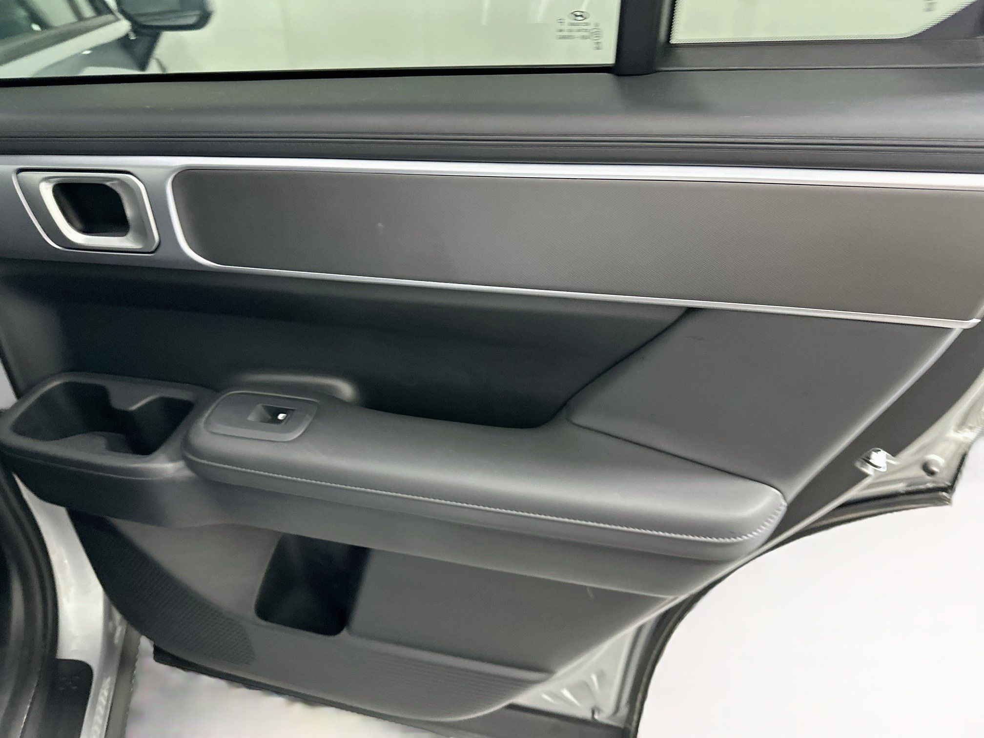 Used 2026 Hyundai Santa Fe SEL FWD image 30