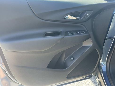 Used 2024 Chevrolet Equinox LT image 15