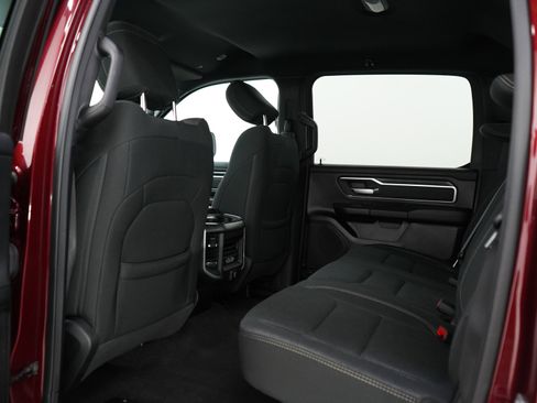 Used 2020 RAM 1500 Big Horn AWD/4WD image 16