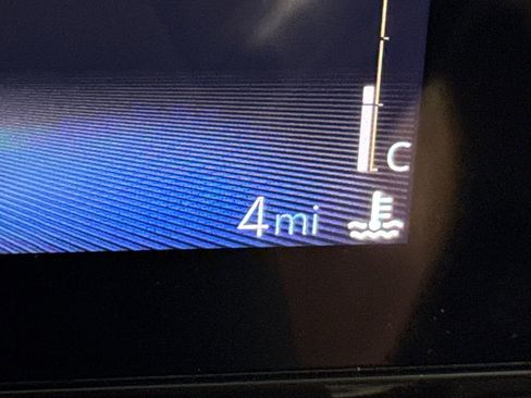 New 2026 Chevrolet Trax ACTIV w/ Sunroof Package FWD image 10