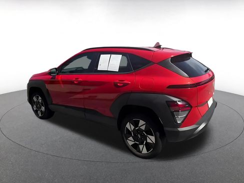 Used 2025 Hyundai Kona SEL AWD/4WD image 10