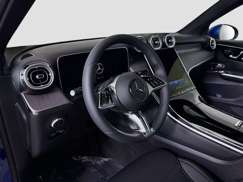 New 2026 Mercedes-Benz GLC 300 4MATIC image 9