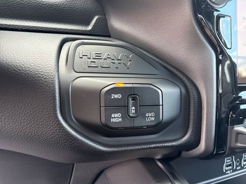 New 2026 RAM 2500 Laramie w/ Night Edition AWD/4WD image 27